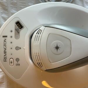 Remington hair remover